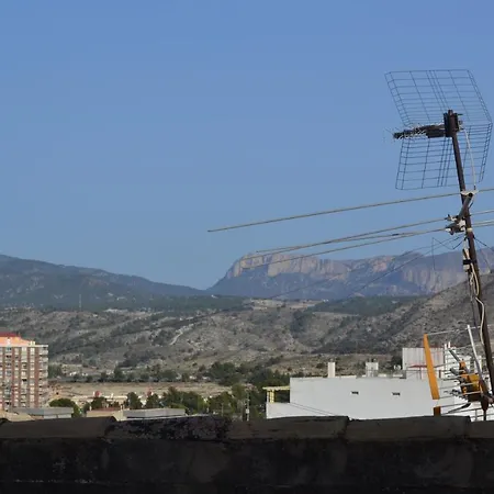منزل للإقامة La Guarida Rustica Del Zorro
