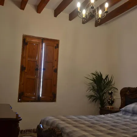 La Guarida Rustica Del Zorro منزل للإقامة *
