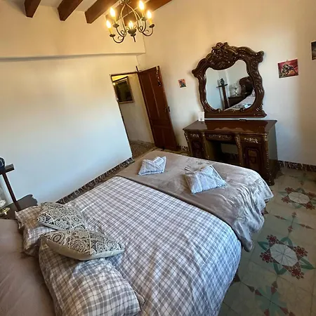 La Guarida Rustica Del Zorro